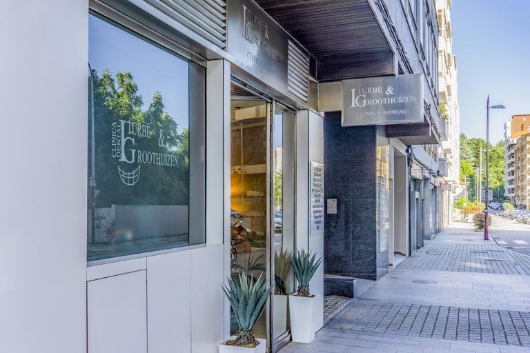 Exterior clínica dental Iturbe & Groothuizen